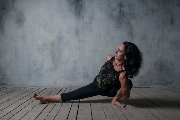 creativehall nina dina 0131w 1 1536x1019 1 768x510